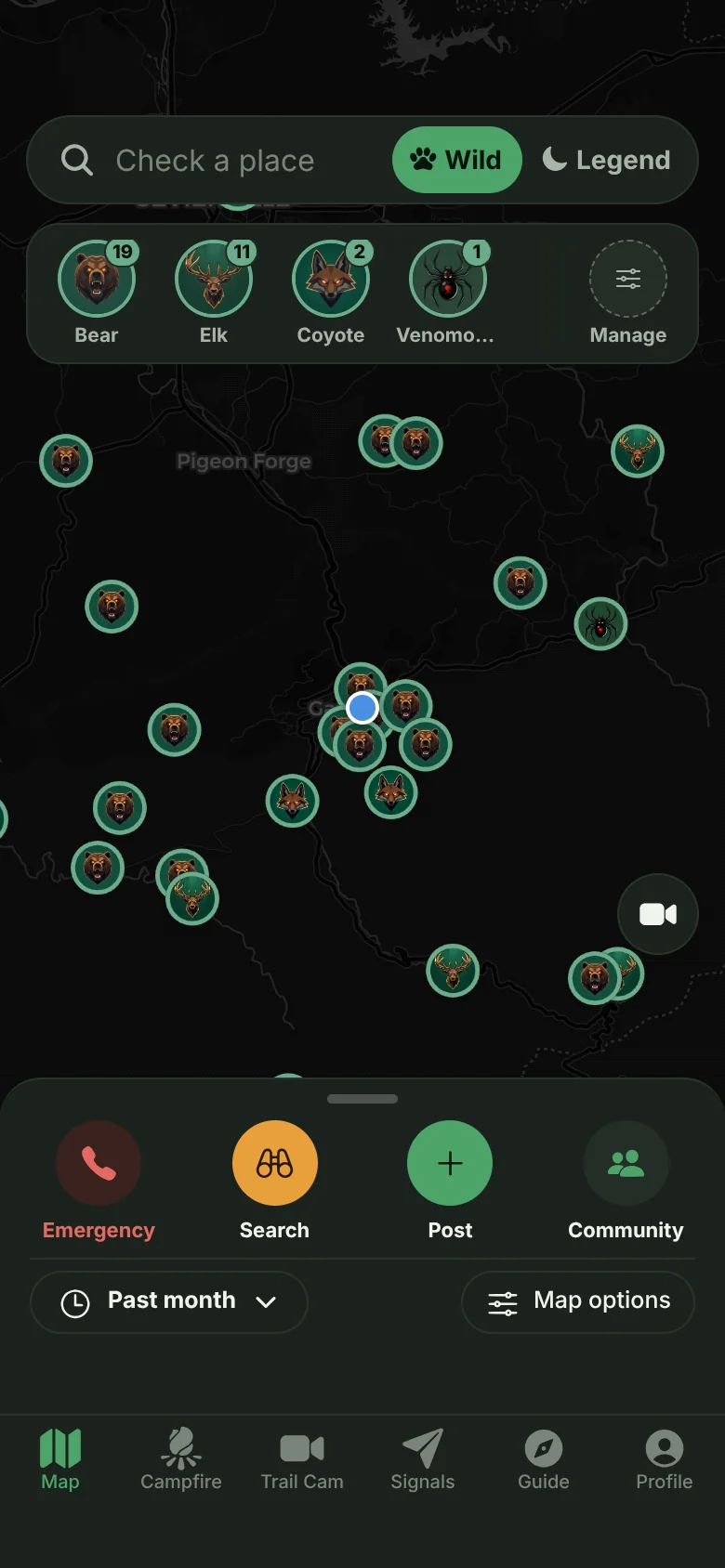 The BeastWatch map around Gatlinburg, Tennessee, with bear, elk, coyote and venomous spider pins for one past month. Illustrative screenshot; counts change.